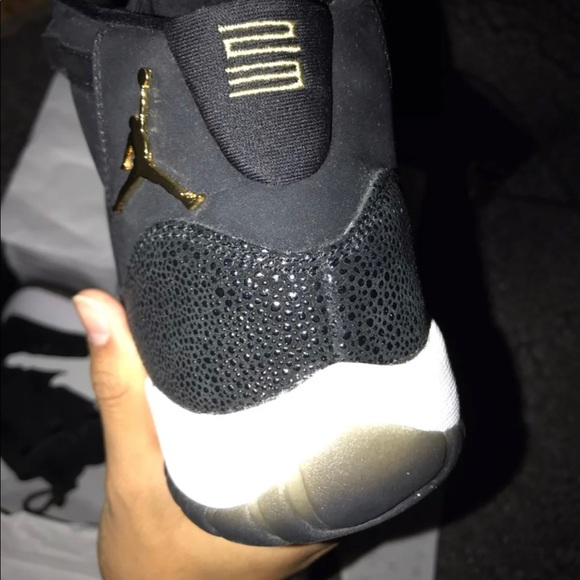 Retro 11 - Picture 3 of 3